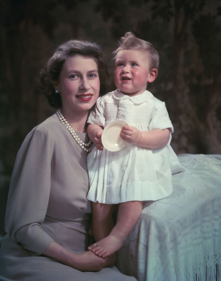 Rare Photos of the Royal Family Are Up for Auction - Royal Family Portraits
