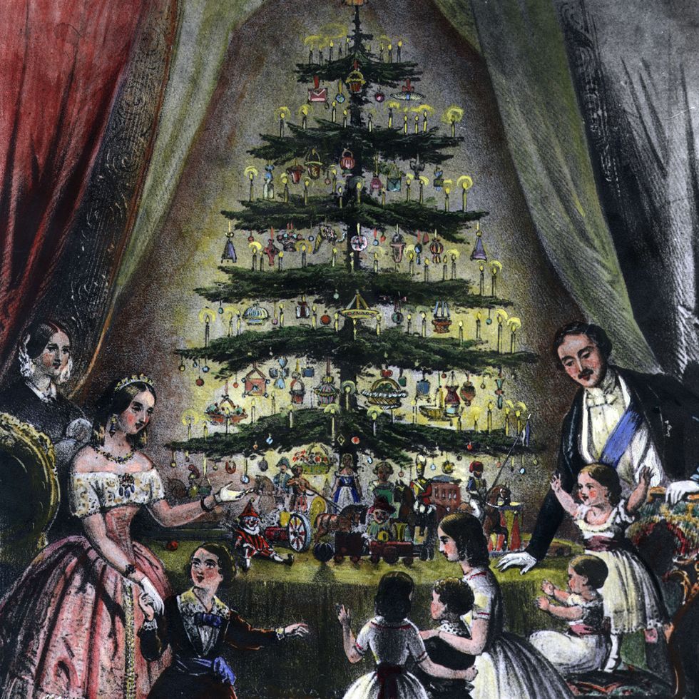 queen victoria and prince albert around the christmas tree 