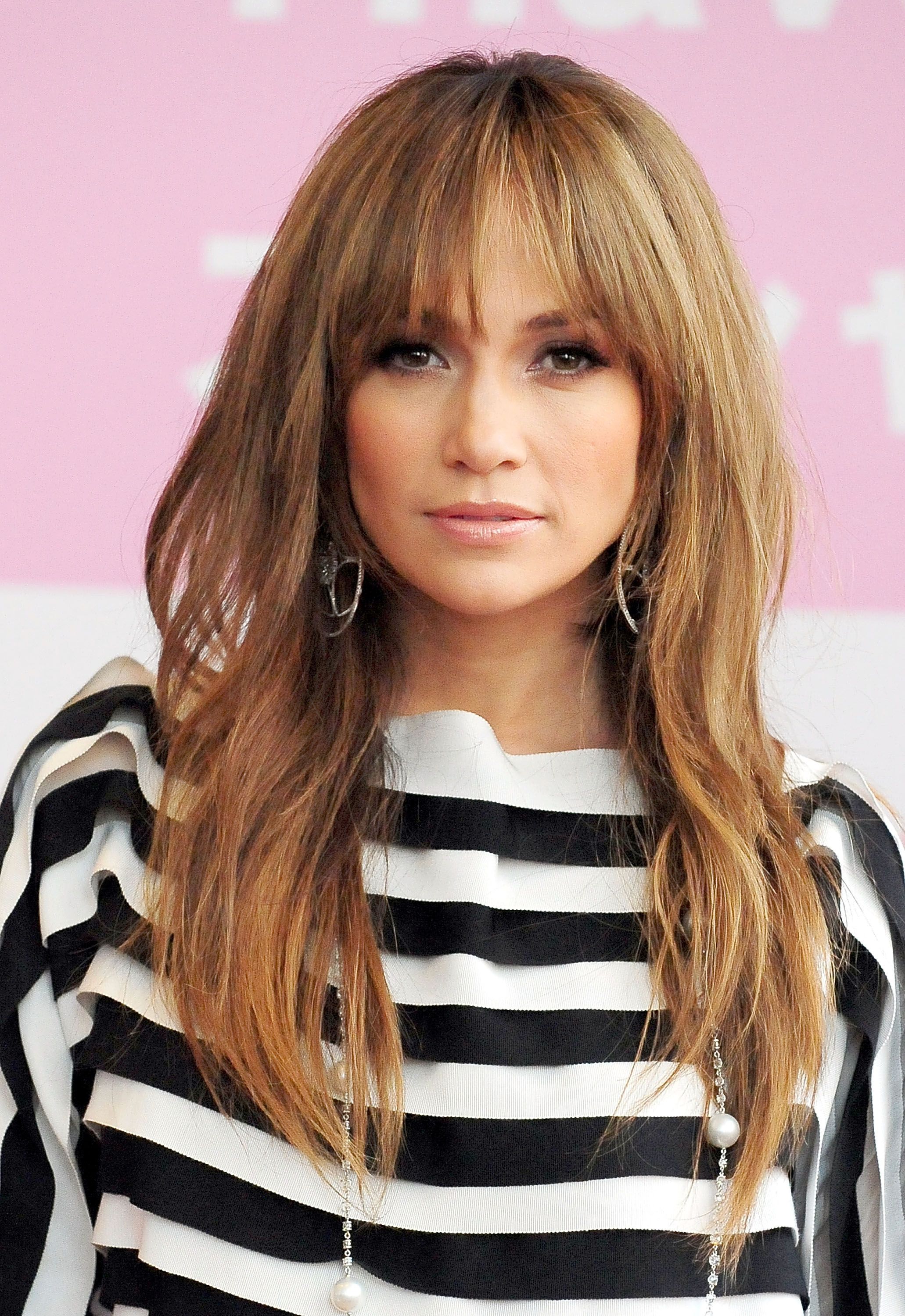 40 Best Hairstyles With Bangs Photos Of Celebrity Haircuts With Bangs