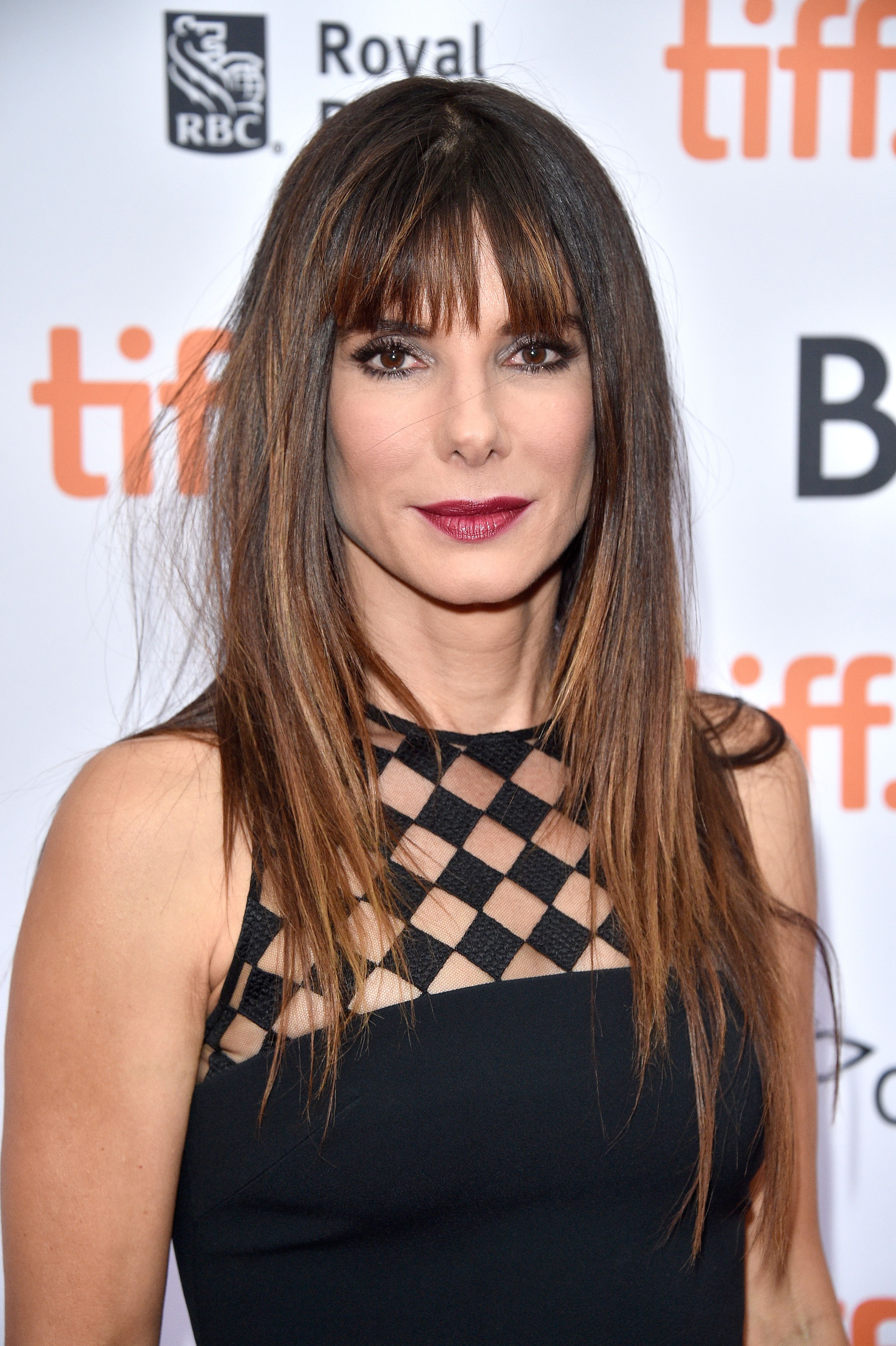40 Best Hairstyles With Bangs Photos Of Celebrity Haircuts With Bangs