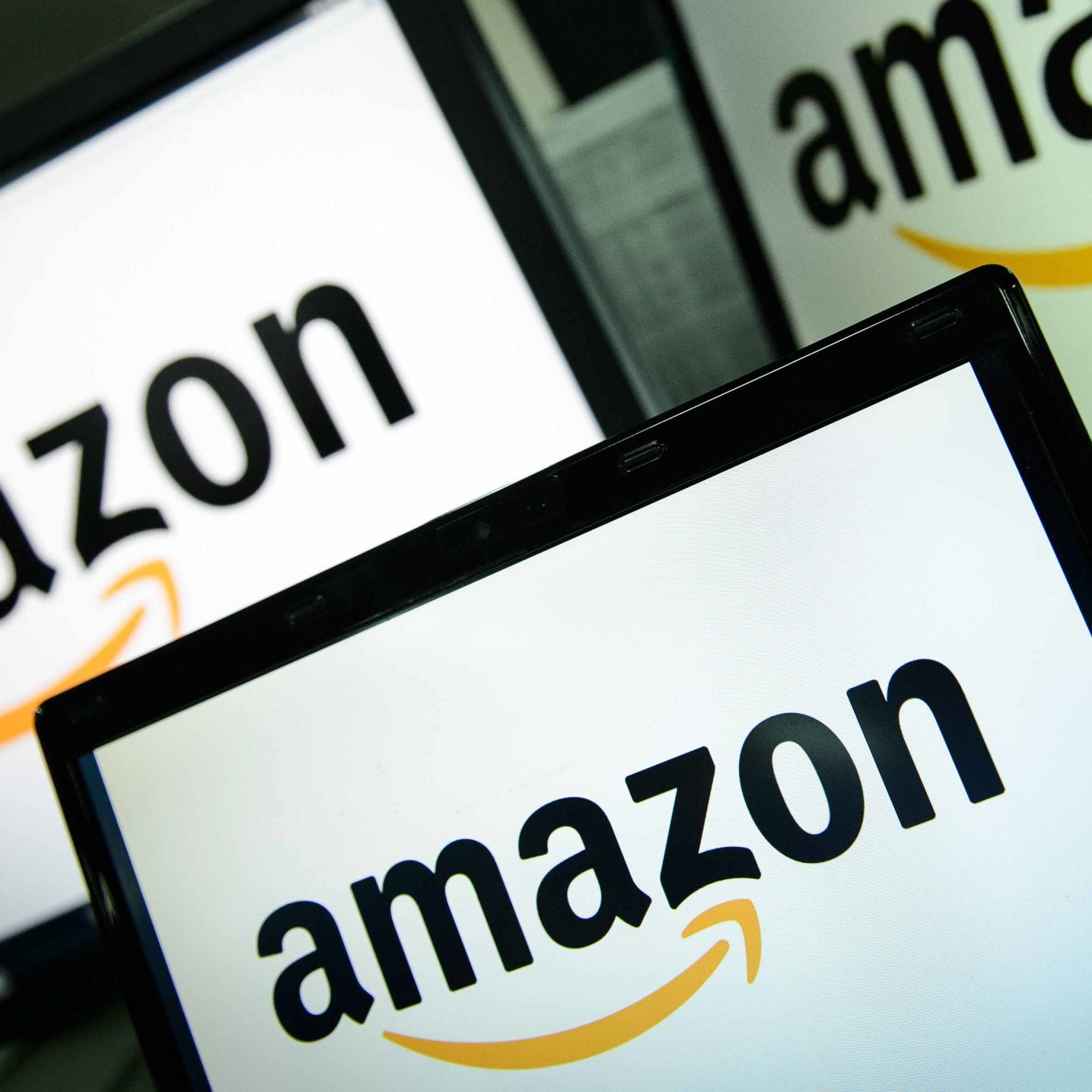 Here's How You Can Get Amazon to Pay You When Shopping Online