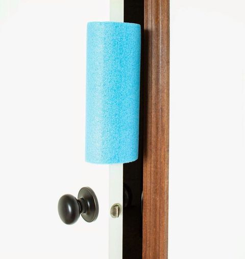 Teal, Turquoise, Door, Aqua, Door handle, Household hardware, Household supply, Silver, Handle, Hardware accessory, 