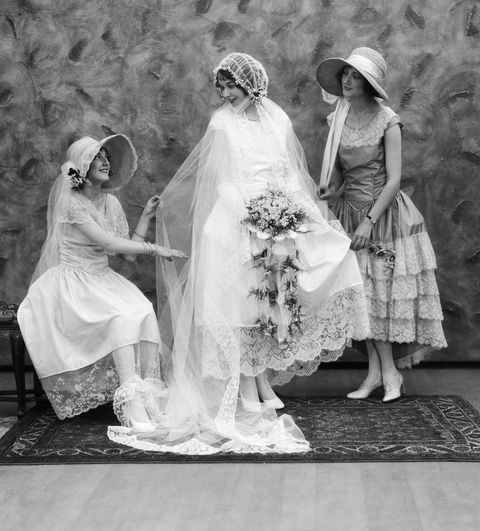 Bridal veil, Photograph, Bridal clothing, Veil, Dress, Wedding dress, Gown, Bride, Headgear, Petal, 