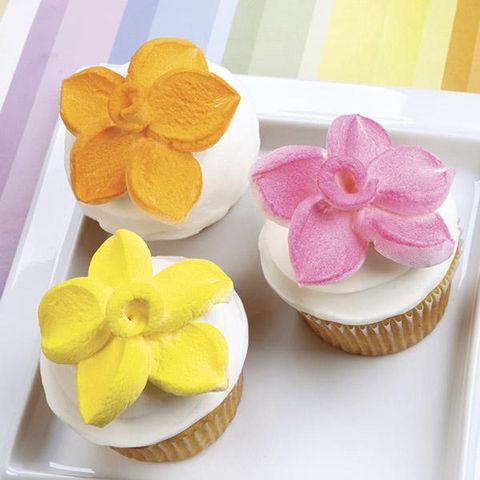 Marshmallow Petal Cupcakes