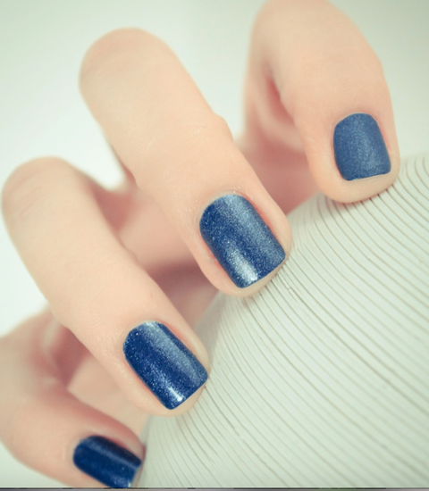 Nail polish, Nail, Blue, Manicure, Finger, Nail care, Cosmetics, Azure, Hand, Electric blue, 