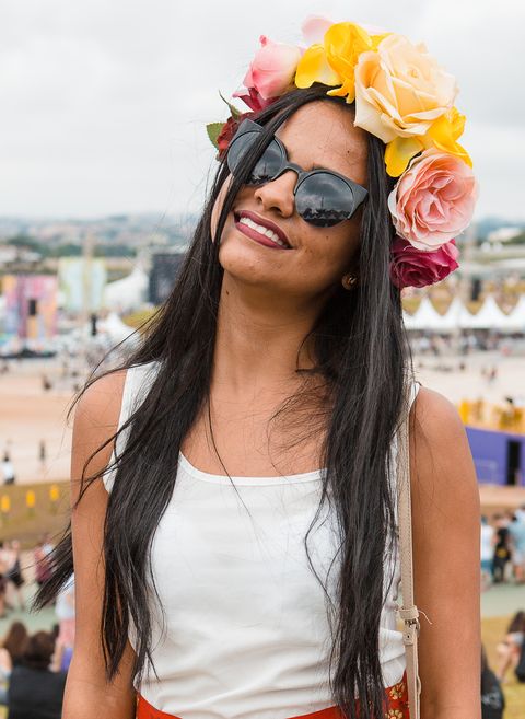 12 Pretty Flower Crowns and Floral Hairstyles — Flower Hairstyles