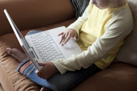 online safety identity theft child surfing Internet links