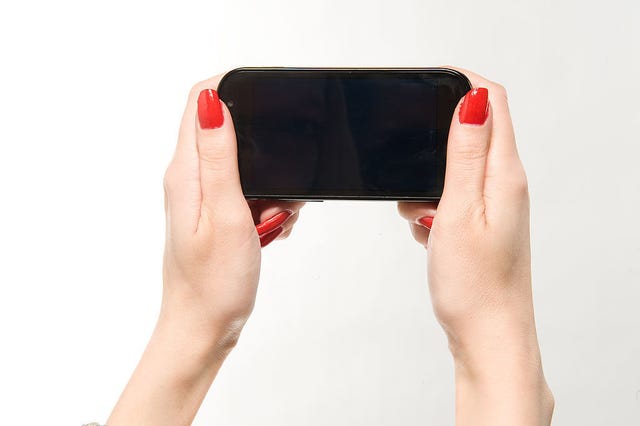 Finger, Red, Display device, Electronic device, Mobile phone, Gadget, Carmine, Nail, Wrist, Portable communications device, 