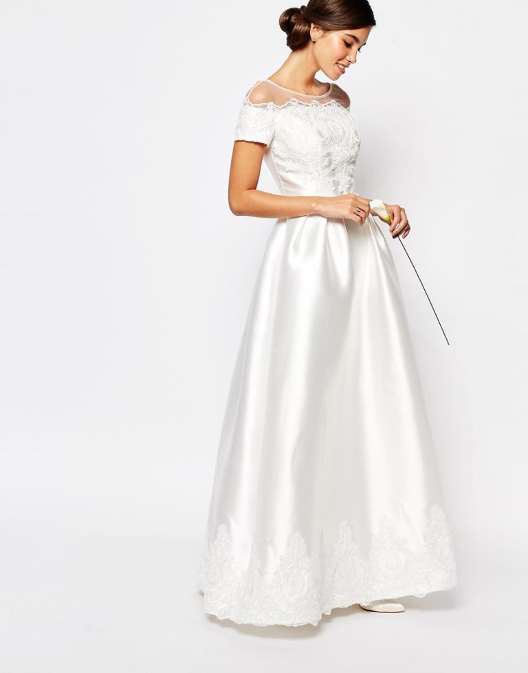 Lace Overlay Bodice Maxi Wedding Dress in White – Chi Chi London