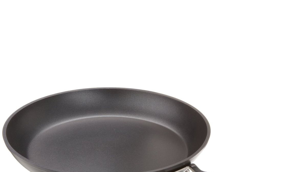 LE CREUSET - Toughened Non-Stick aluminium sauté pan with glass