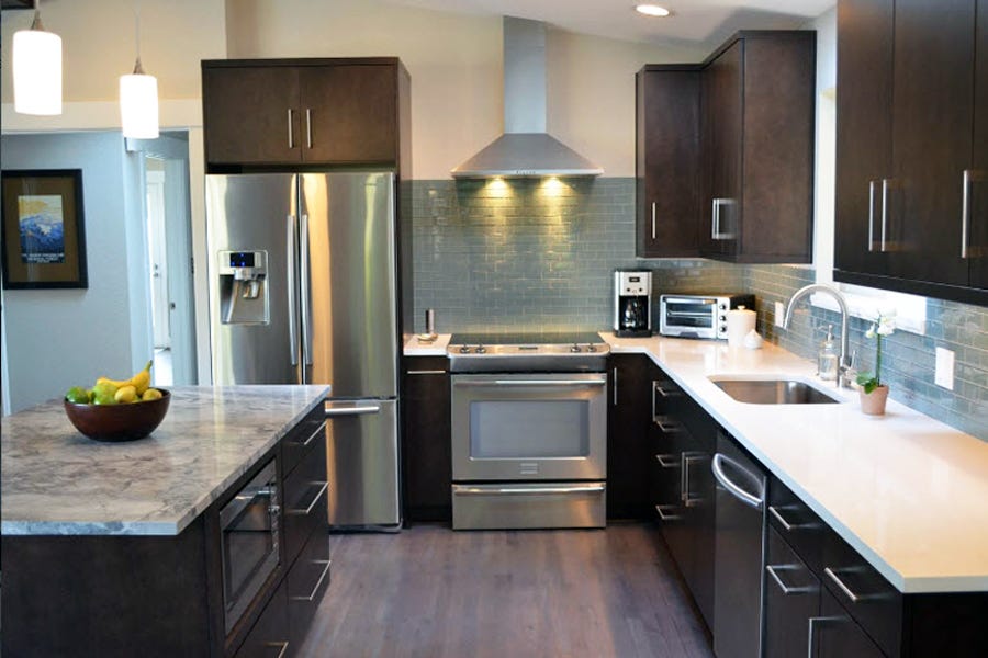 Room, Lighting, Property, Interior design, Floor, Major appliance, Home appliance, Kitchen, House, Home, 