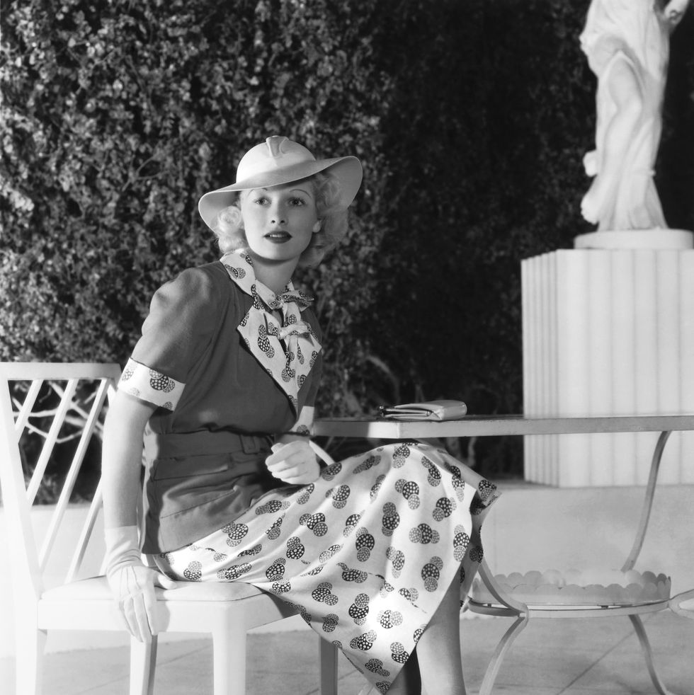 Vintage Snapshots Prove That 40's Women Fashion Is Always Adorable