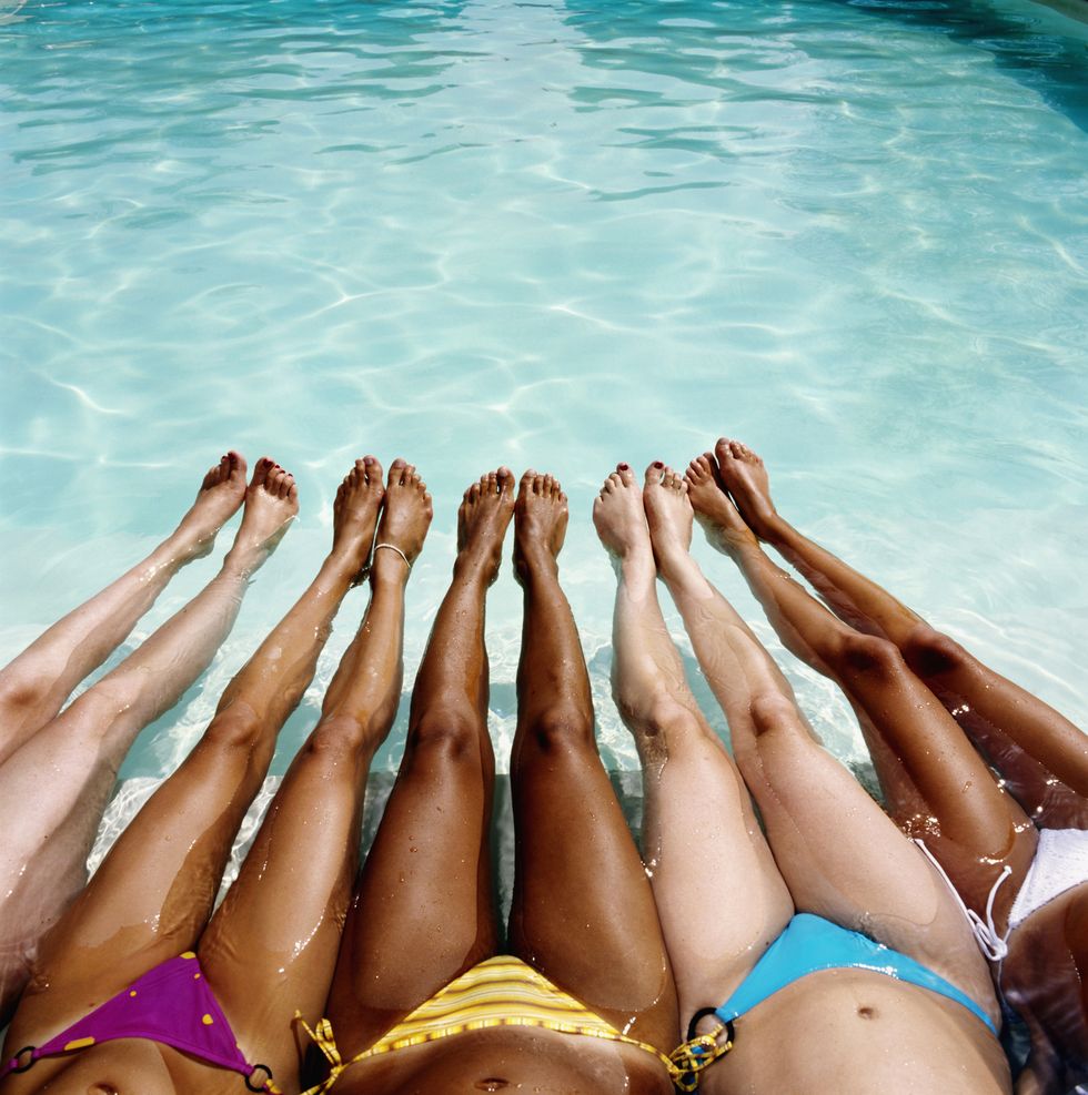 Toe, Human leg, Summer, People in nature, Aqua, Barefoot, Foot, Sun tanning, Vacation, Undergarment, 
