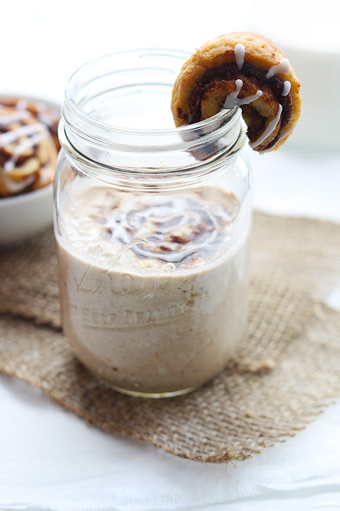 Cinnamon Roll Overnight Oats