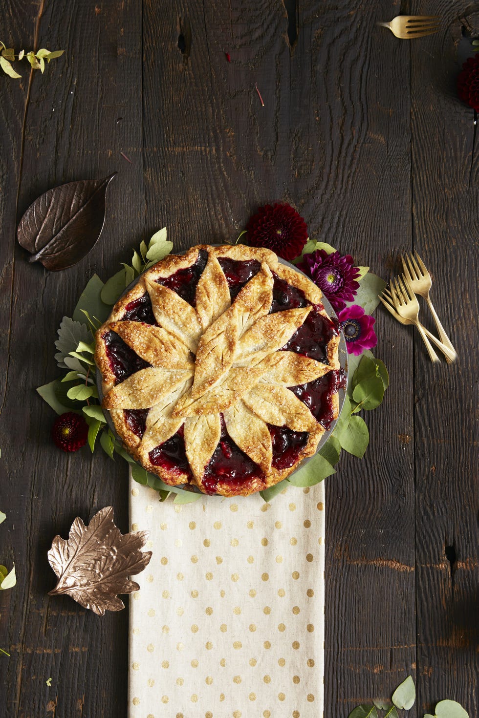 very berry apple pie