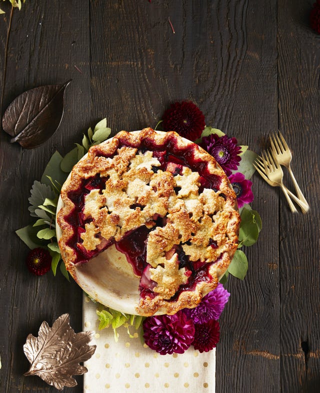 harvest pear blackberry pie thanksgiving desserts