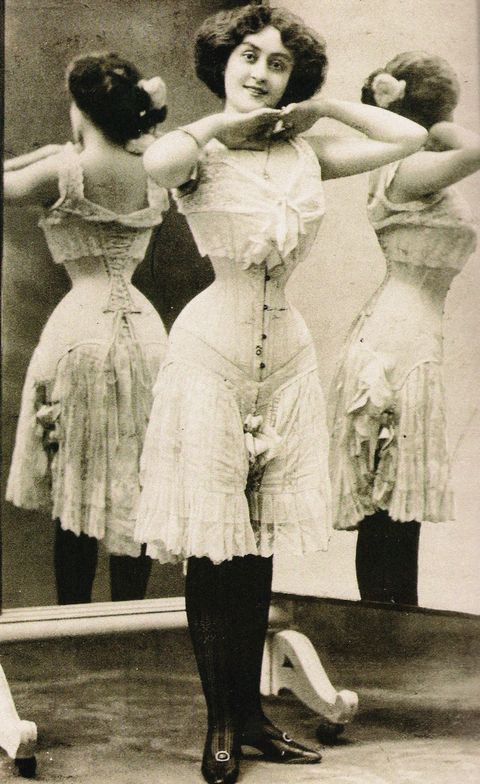 <p>Frilly bloomers were standard for the end of the 19th century. </p>