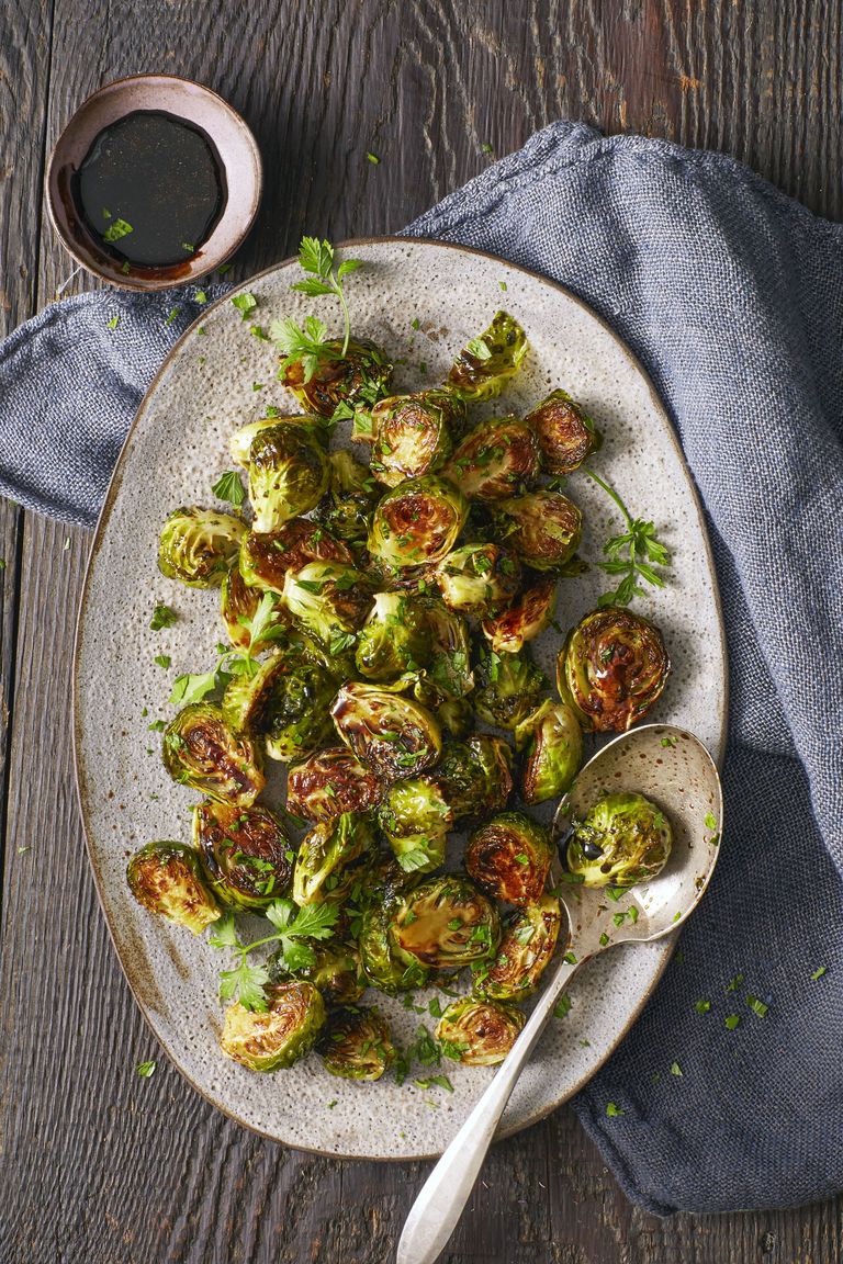 thanksgiving side dishes – roasted sweet and sour brussels sprouts
