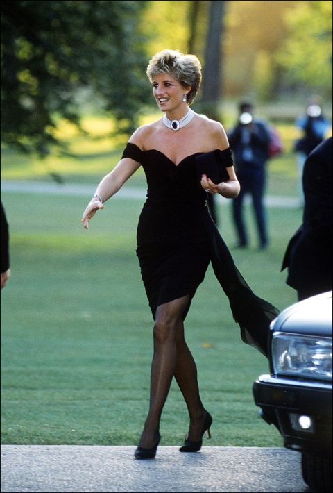 <p>In 1994, while Prince Charles was doing a frank interview on TV about the breakdown of his marriage, Princess Diana was wowing at the Serpentine Gallery in a dress that has since become timeless.</p>