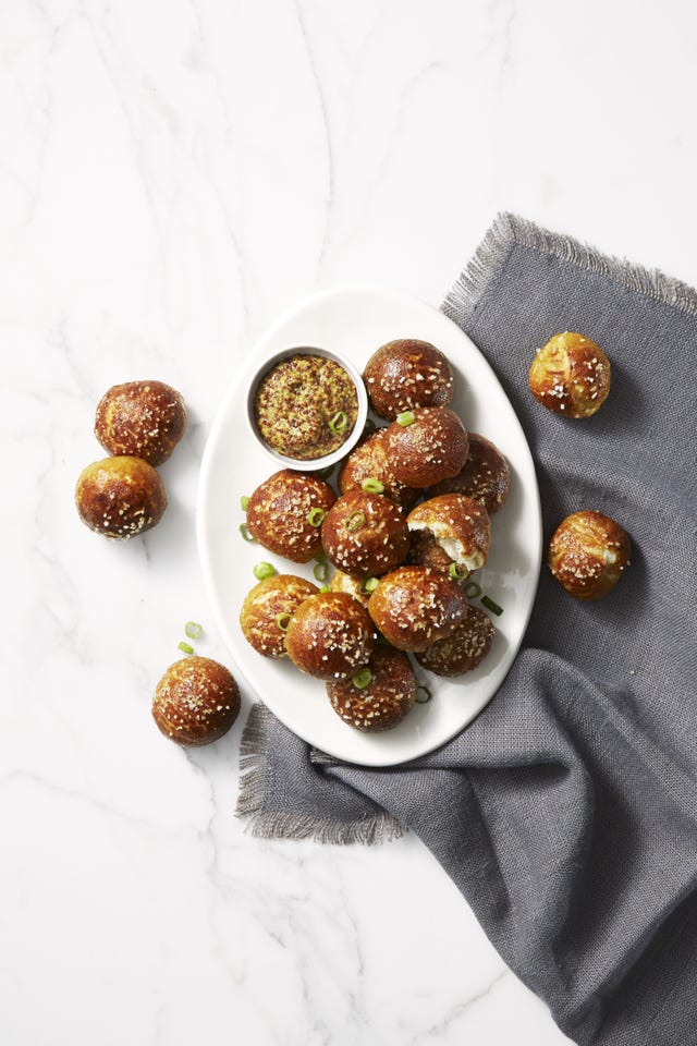 christmas appetizers three ingredient pretzel bites