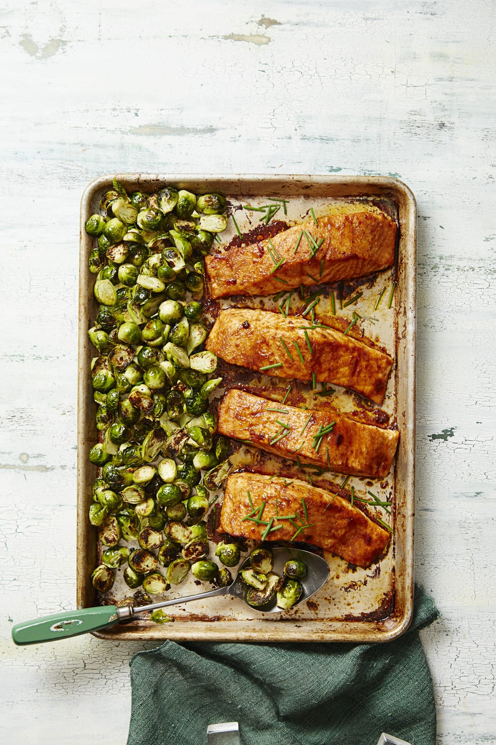 16 Healthy Salmon Dinner Recipes - Easy Healthy Ways to Cook Salmon