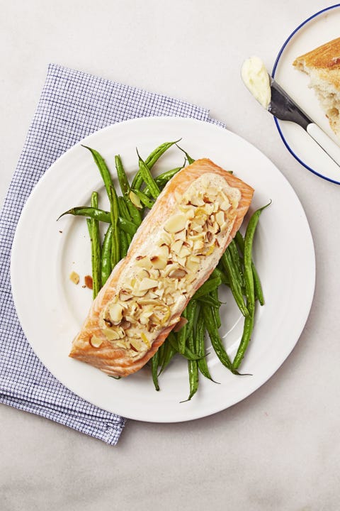 Kreolischer Lachs mit Mandelkruste Bild
