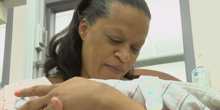 60-Year-Old Woman Gives Birth - Pregnancies Later in Life Through IVF