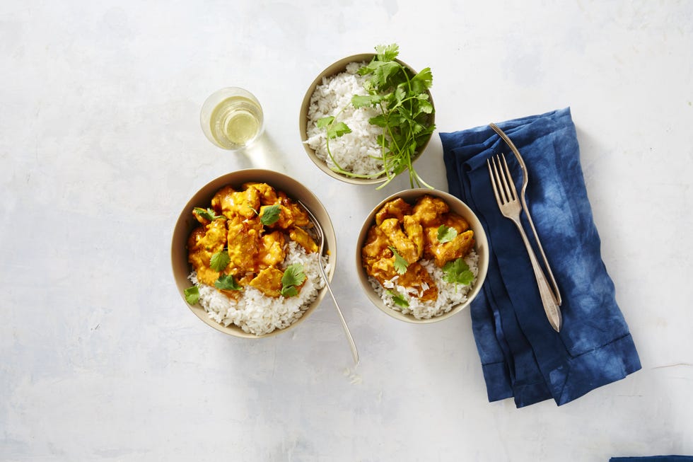 chicken tikka masala over white rice