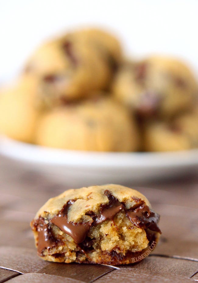 healthy cookies - peanut butter chocolate chip cookie dough bites