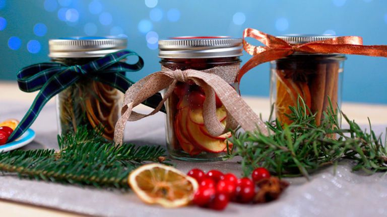 Christmas Simmer Pot That Will Make Your Home Smell Like Christmas