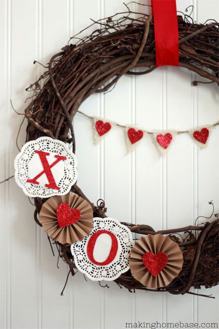 30 Diy Valentine S Day Wreaths Homemade Door Decorations For Making Home Base