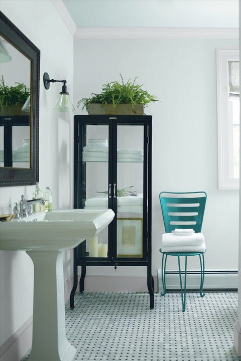 25 Best Bathroom Paint Colors - Popular Ideas for Bathroom ...