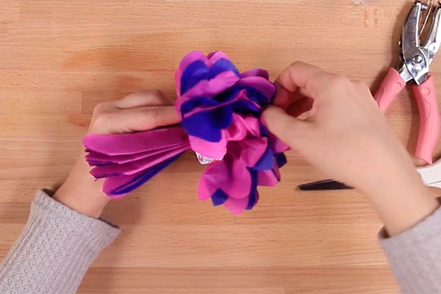 How to Make Tissue Paper Flower Lollipops - Valentine's Day DIY