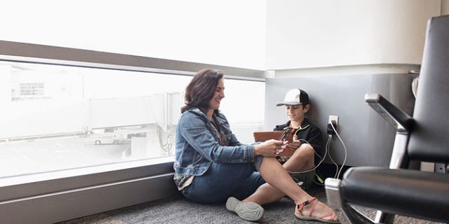 Shirt, Shoe, Jeans, Comfort, Sitting, Jacket, T-shirt, Denim, Luggage and bags, Conversation, 