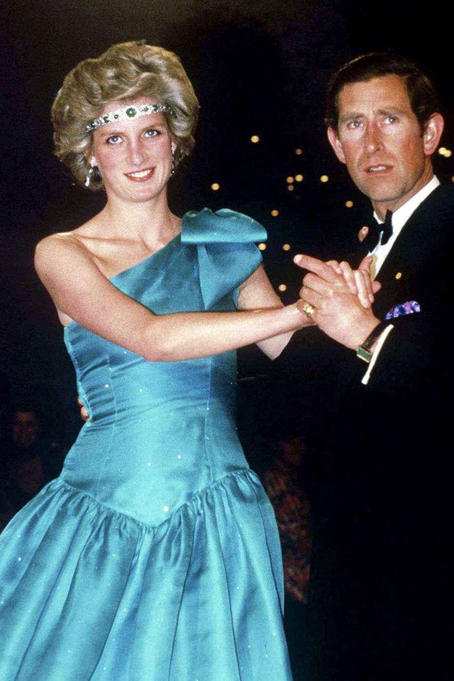 Theres an entire corner of the internet dedicated to photoshopping fake  hair on Princess Diana and I have questions  To Di For Daily  A  PopCulture take on the British Royal