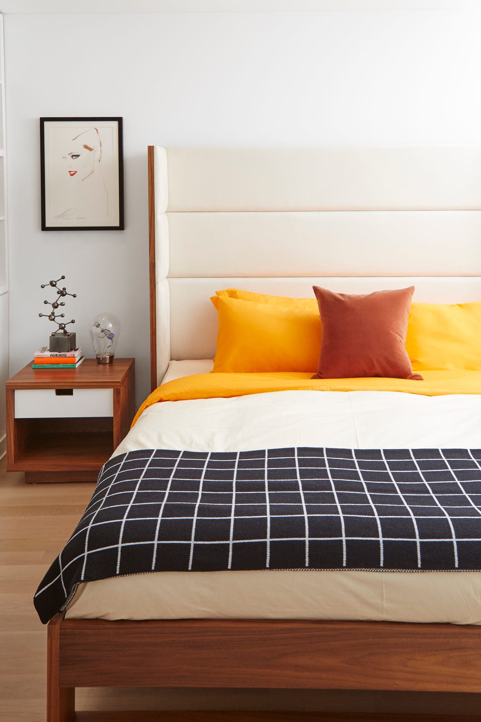 bedroom yellow sheets
