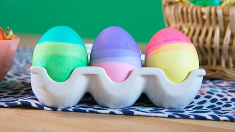 preview for How to Make Dip-Dyed Eggs