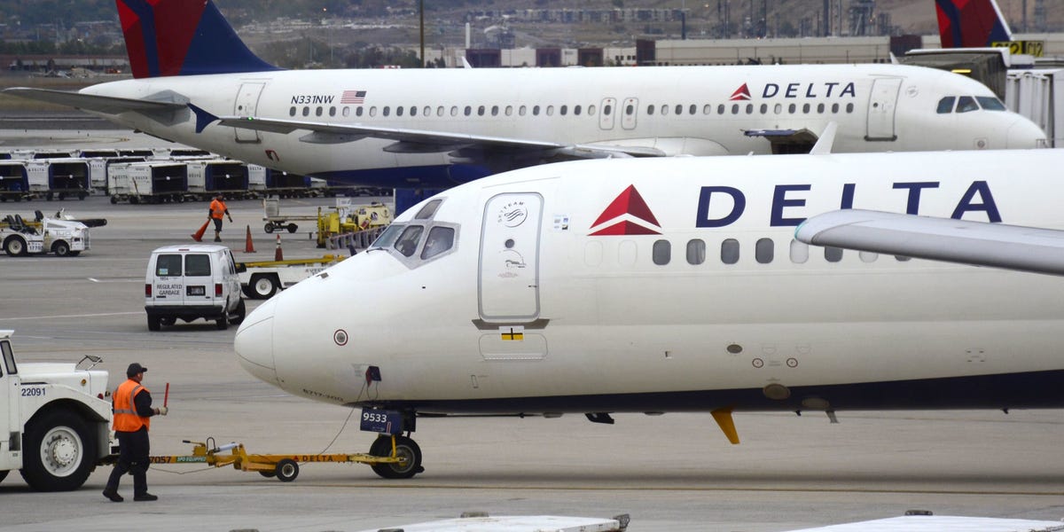 Video of a Delta Pilot Slapping a Woman at the Atlanta Airport Emerges