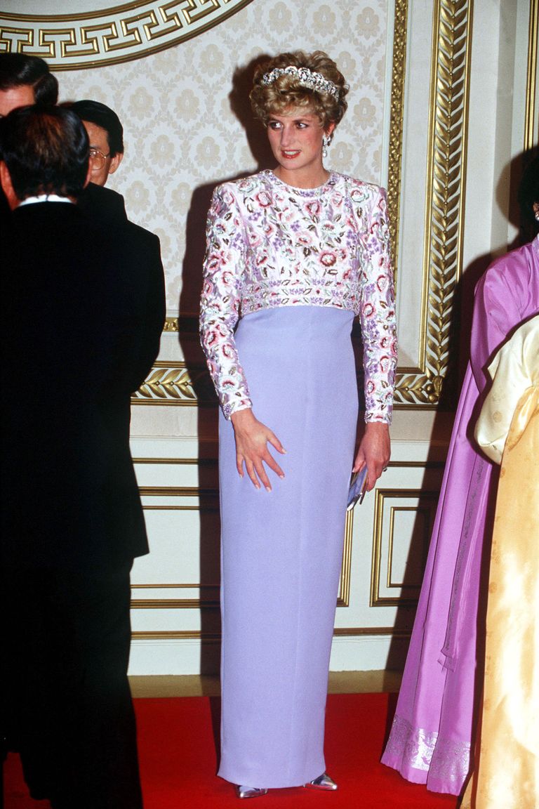 Princess Diana's 40 Best Dresses - Royal Family Fashion