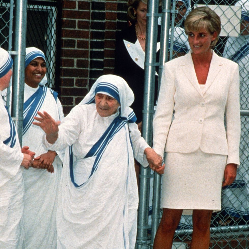 princess diana visits with mother teresa in new york city
