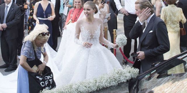 Wedding dress, Gown, Dress, Bridal clothing, Photograph, Clothing, Bride, Veil, Fashion, Event, 