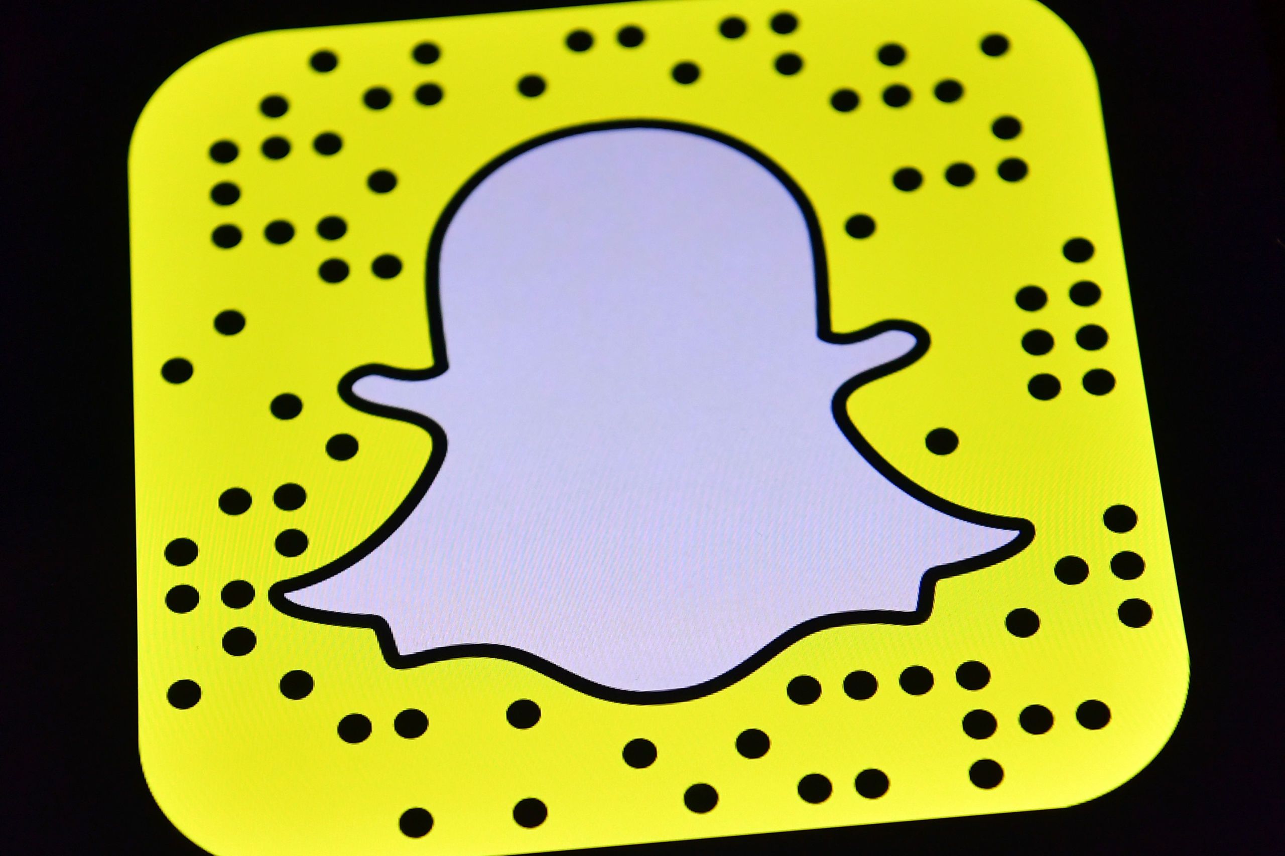 Sคקภค Dubey 🇮🇳 na platformě X: „Drop your Snapchat id?? 😋  https://t.co/dUejpoeDD9“ / X