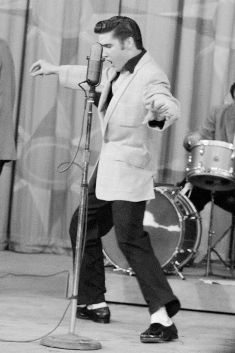 Les années 50 : Retour sur 54 évènements marquants 36 ghk 1950s 1956 elvis.jpg?crop=0