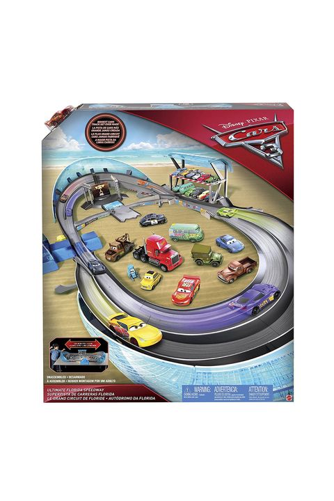 Games, Playset, Toy, Recreation, Race track, Indoor games and sports, Play, Pinball, Fictional character, Vehicle, 