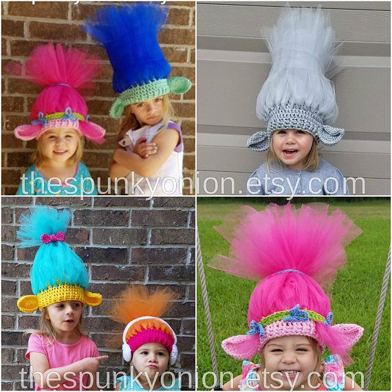 Clothing, Pink, Feather, Costume accessory, Costume, Costume hat, Headgear, Child, Fashion accessory, Toddler, 