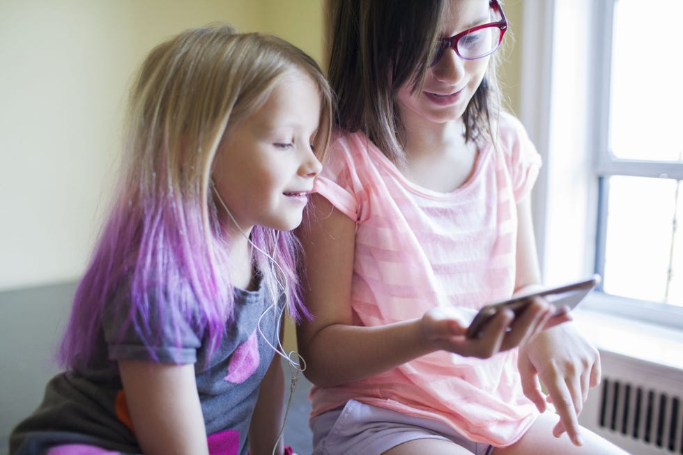 Child, Glasses, Toddler, Play, Reading, Fun, Electronic device, Technology, Gadget, Sitting, 