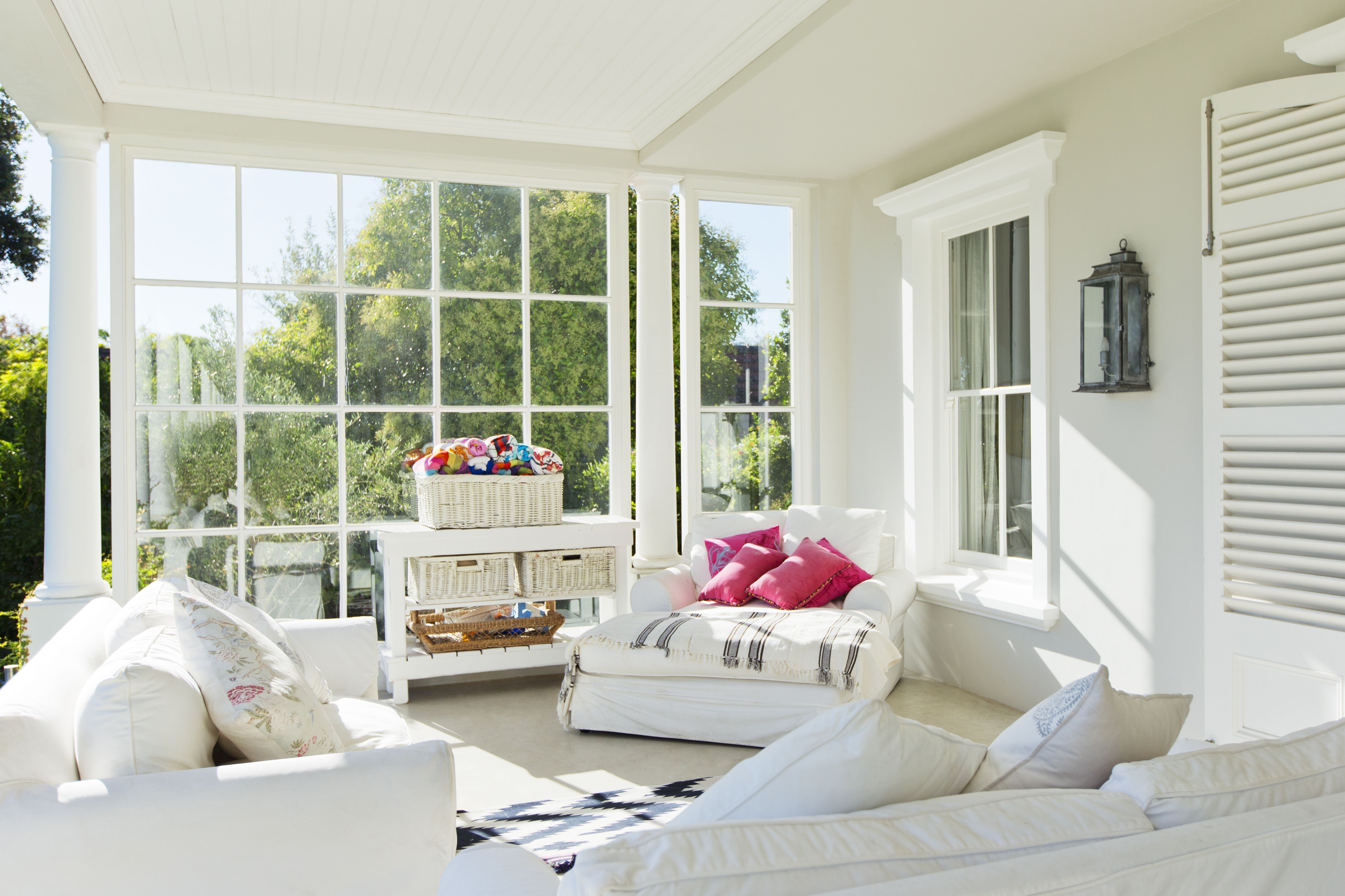 14 Sunroom Decorating Ideas - Best Designs for Sun Rooms