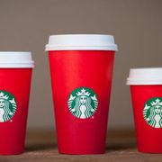 Cup, Green, Tumbler, Cup, Red, Drinkware, Coffee cup, Lid, Coffee cup sleeve, Tableware, 