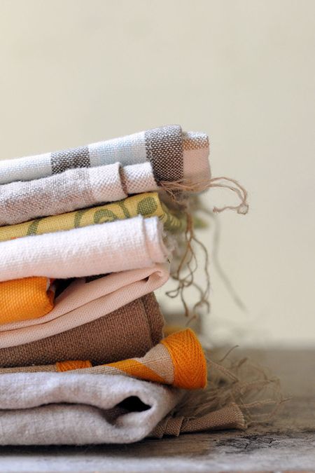 Orange, Twine, Towel, Textile, Linens, Wool, Linen, Room, Bed sheet, Thread, 