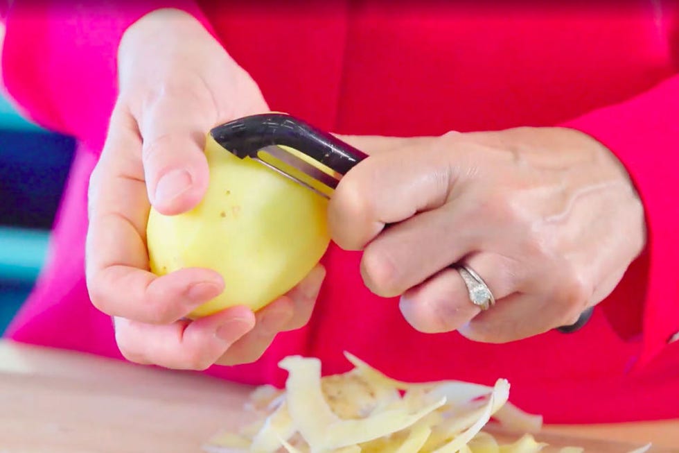 peel potatoes